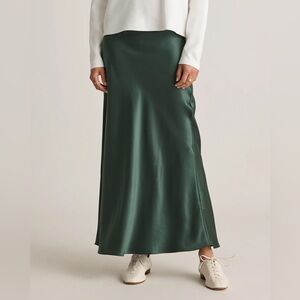 Quince green silk maxi skirt size Small never worn